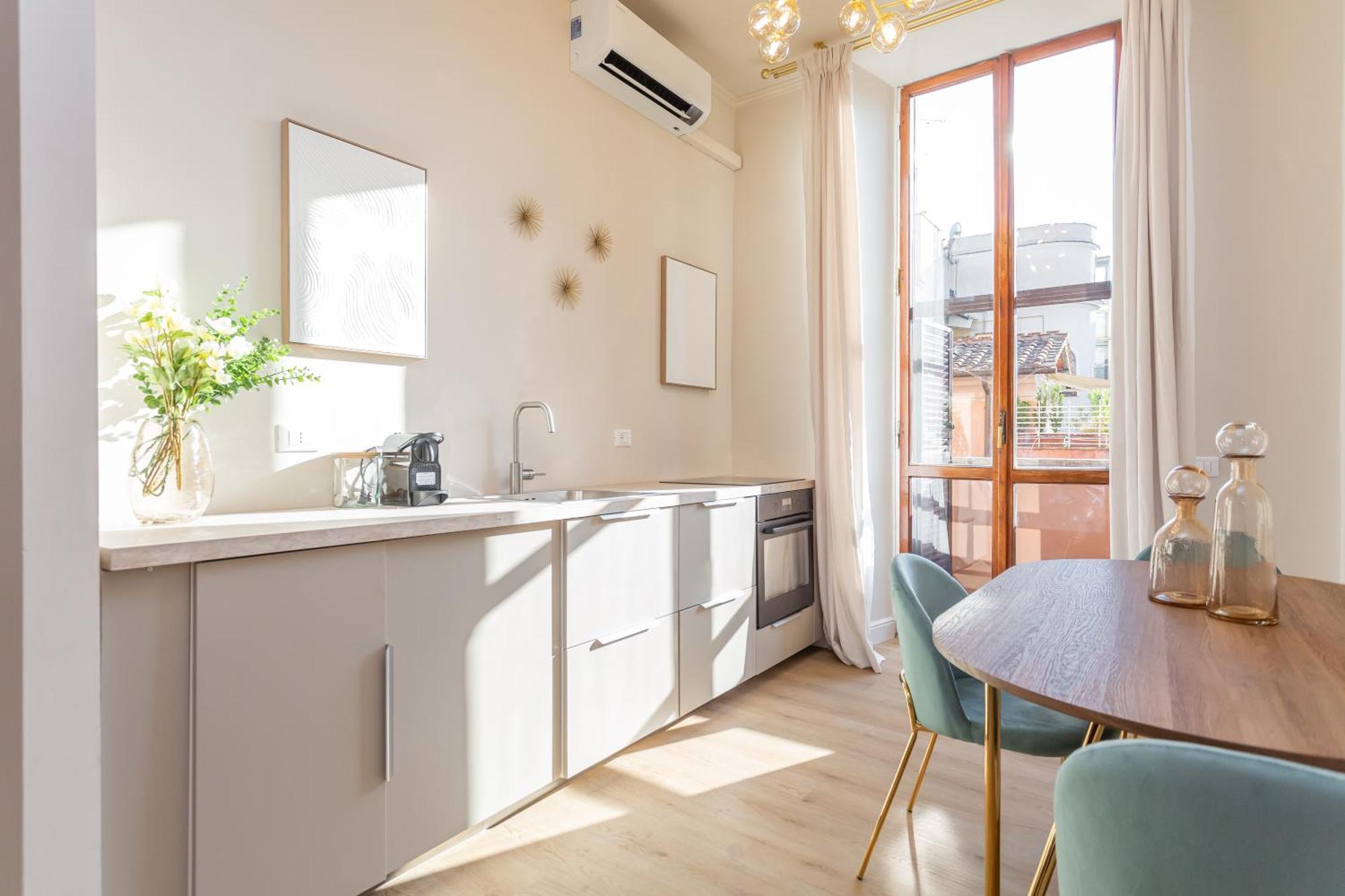 Apartment Daplace - Romina Rom